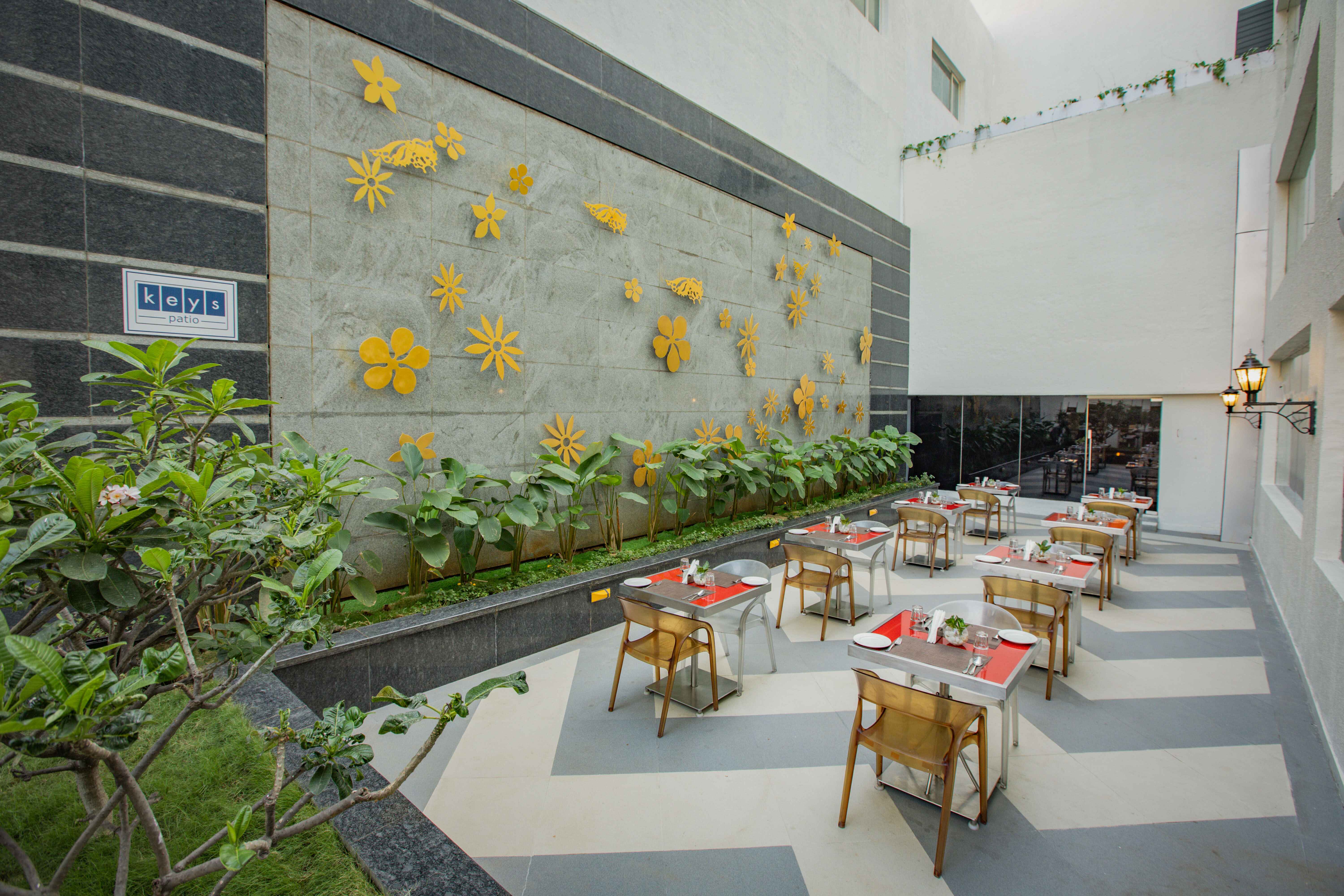 best hotel in chinchwad
